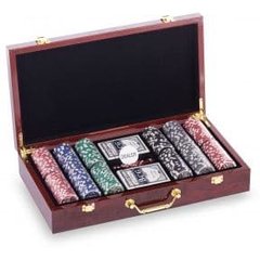 Набор для покера в деревянном чемодане  на 300 фишек с номиналом (р-р 41х22х8,5см)